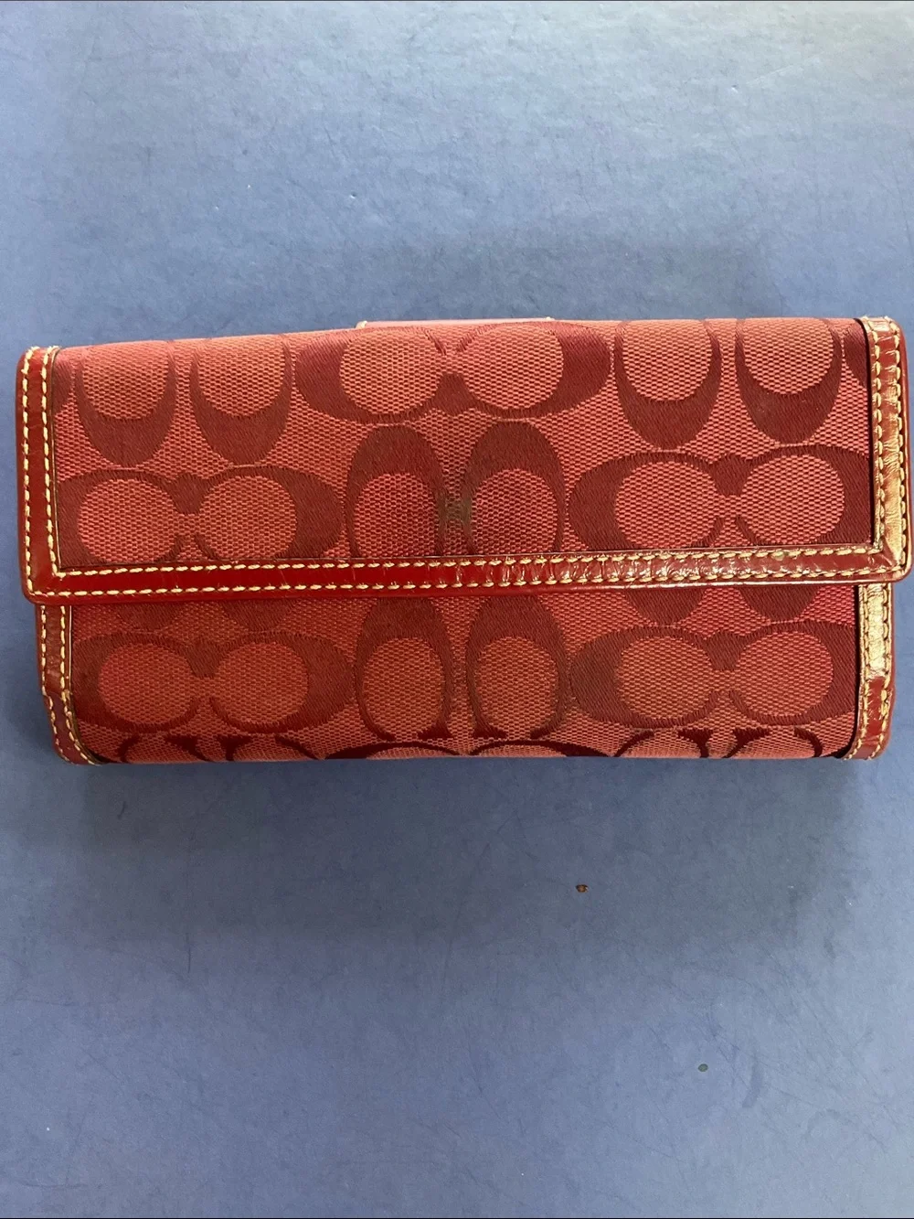 Vintage Y2k Coach turnlock wallet GUC